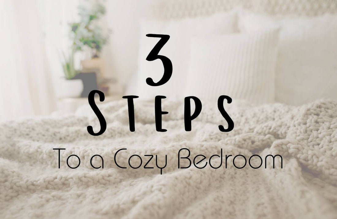 Cozy-bedroom-with-throw-pillows